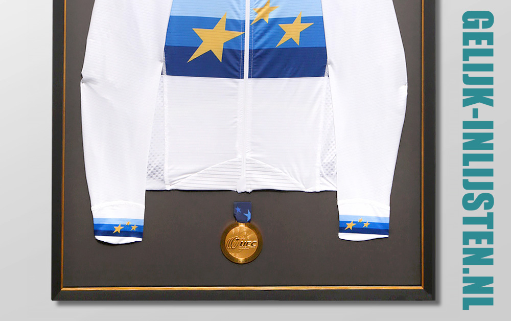 Shirt inlijsten met medaille